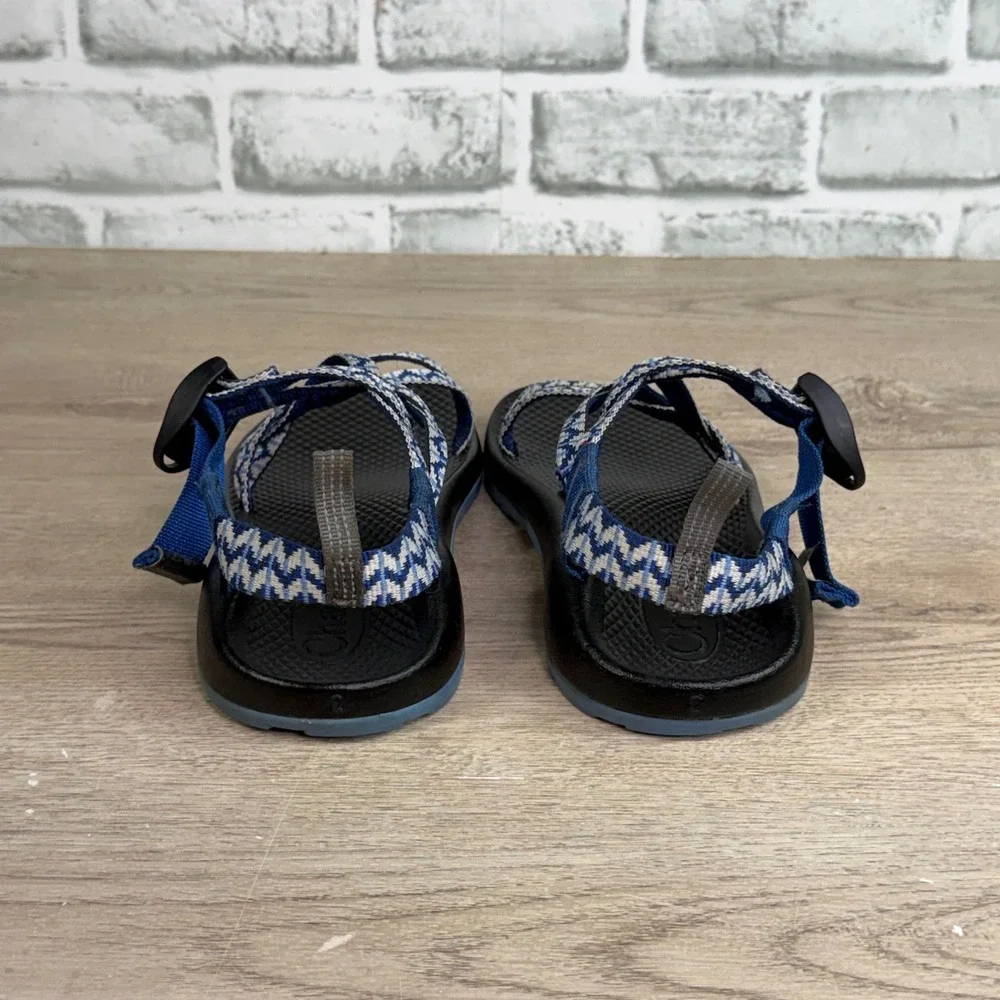 Chaco Z/1 Ecotread Kids Blue Chevron Strappy Hiking Sandals Size 2